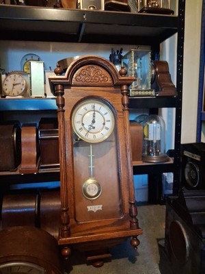 Howard Miller 612-462 Eiche Wanduhr 8 Tage mit Westminster Glockenspiel Schlüsselaufzug