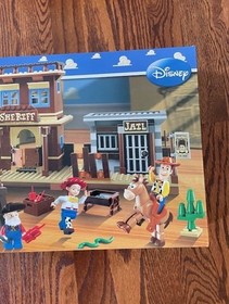 LEGO Toy Story 7594 Woody's Roundup! Have Wild West Adventure With Woody & Pals