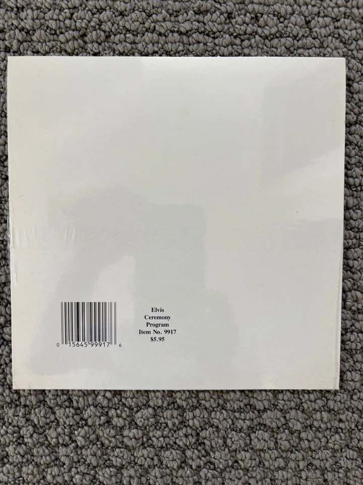 Elvis Presley 40 Stamp Sheet and Saver Sleeve Legends of American Music *Plus* - Image 3 of 4