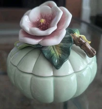Vtg Fitz & Floyd Garden Rose Trinket Box Candy Dish Ladybug Hidden Insect Art