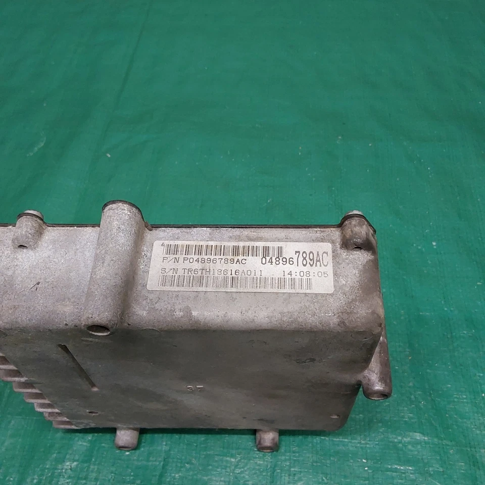 Chrysler Sebring 2002 módulo de unidad de control de transmisión TCU OEM P04896789AC Foto 4 de 4