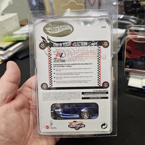 HOT WHEELS SCALA 1/64 RLC 2011 SELEZIONI CONSEGNA SOFFIATA CON PROTECTO #2804 - Foto 5 di 7