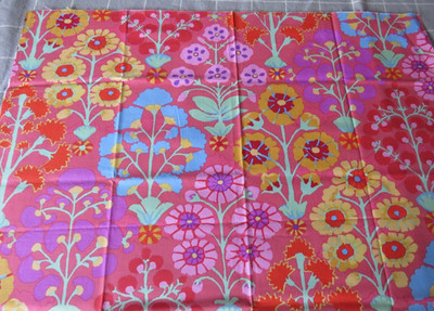 Kaffe Fassett SPRAYS RED GP107  fat quarter  original issue