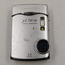 Olympus 790 SW 7.1 MP Digital Camera Silver - Not Working