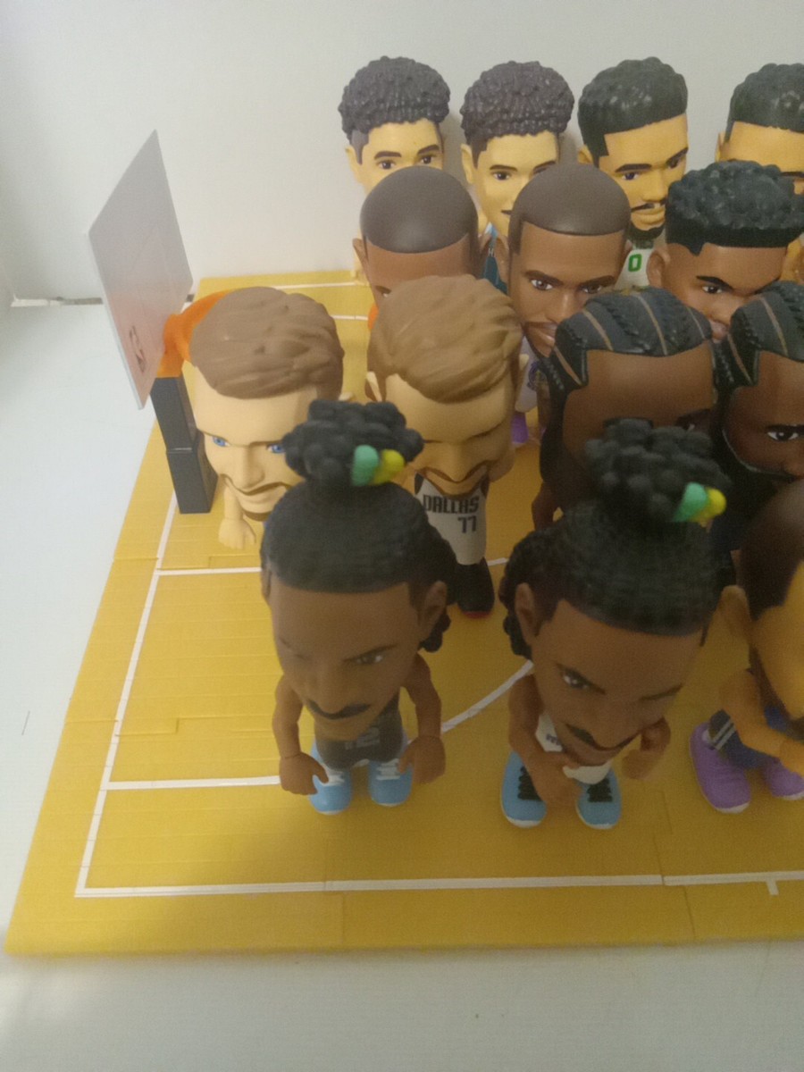 Zaru5 Surprise NBA BALLERSレブロン黄色 フィギュア Amazon.com: 5 Surprise NBA Ballers Series 1 (2 Pack) Toy
