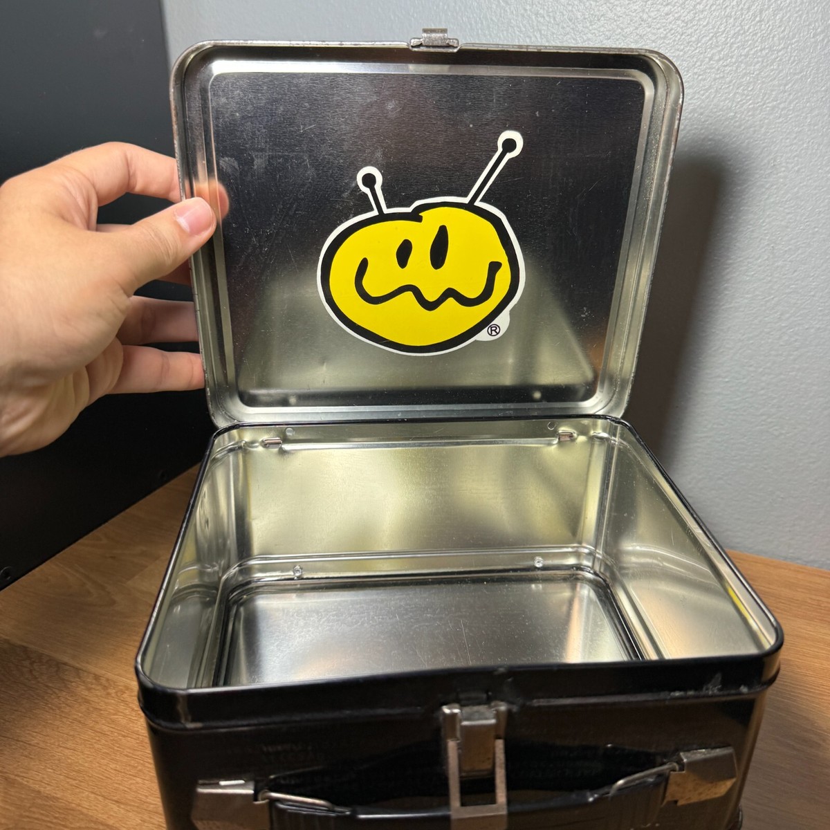 アニメ Lain imited l tin lunch box Serial Experiments Lain - Limited Metal Tin Lunch Box