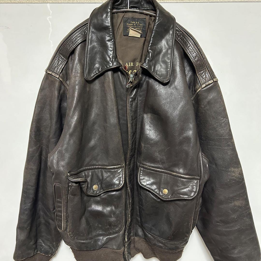Avirex A-2 Flight Jacket Cowhide Leather Vintage Brown Avirex A-2 Flight Jacket Cowhide Leather Vintage Brown