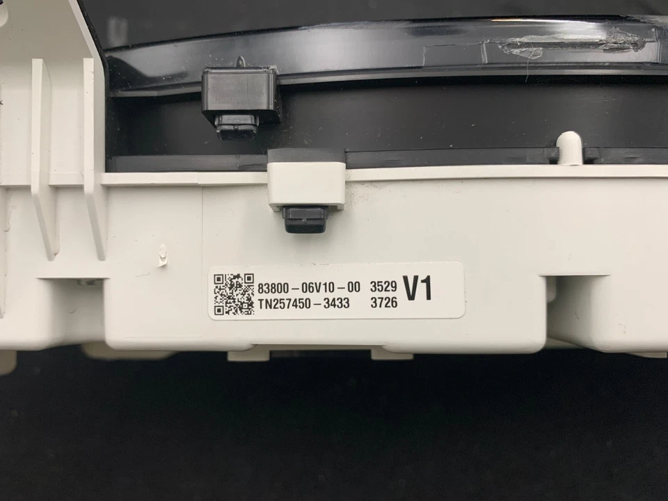 *Speedometer Instrument Cluster 2010 2011 Toyota Camry 2.5L 175,056 Miles - Image 3 of 3