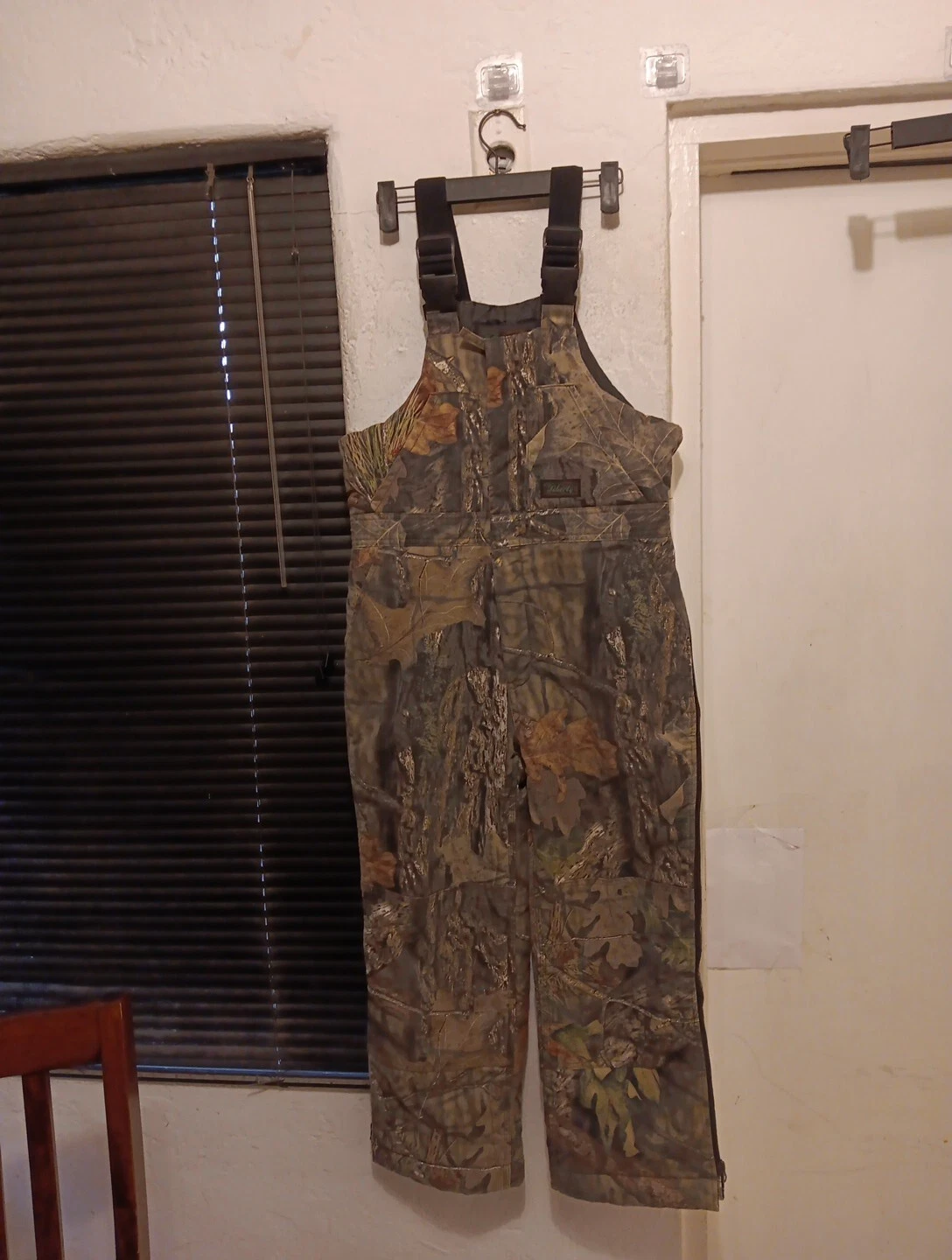 Liberty Outdoor Gear RealTree Camouflage Overalls Workwear Youth Sz LARGE