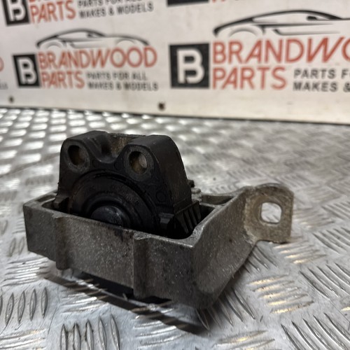 Volvo v40 Mk3 1.6L D4162T Manual engine mount 3m516f012bj - Picture 8 of 24