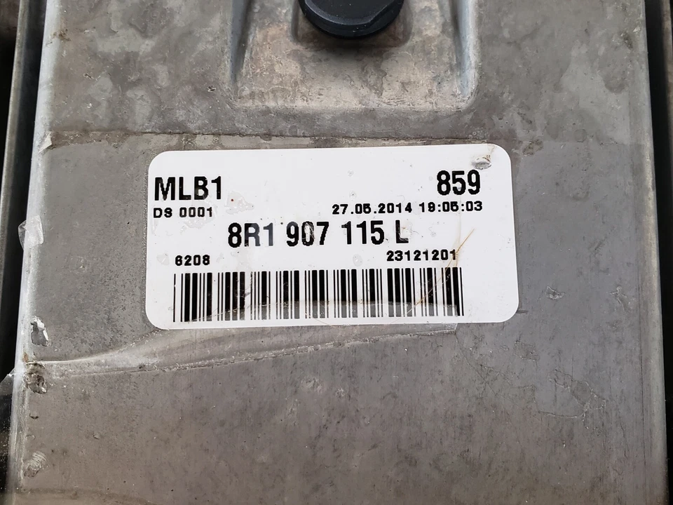 2013-2015 Audi Q5 8R1 907 115 L computador controle de motor cerebral módulo ECU ECM EBX - Imagem 2 de 4