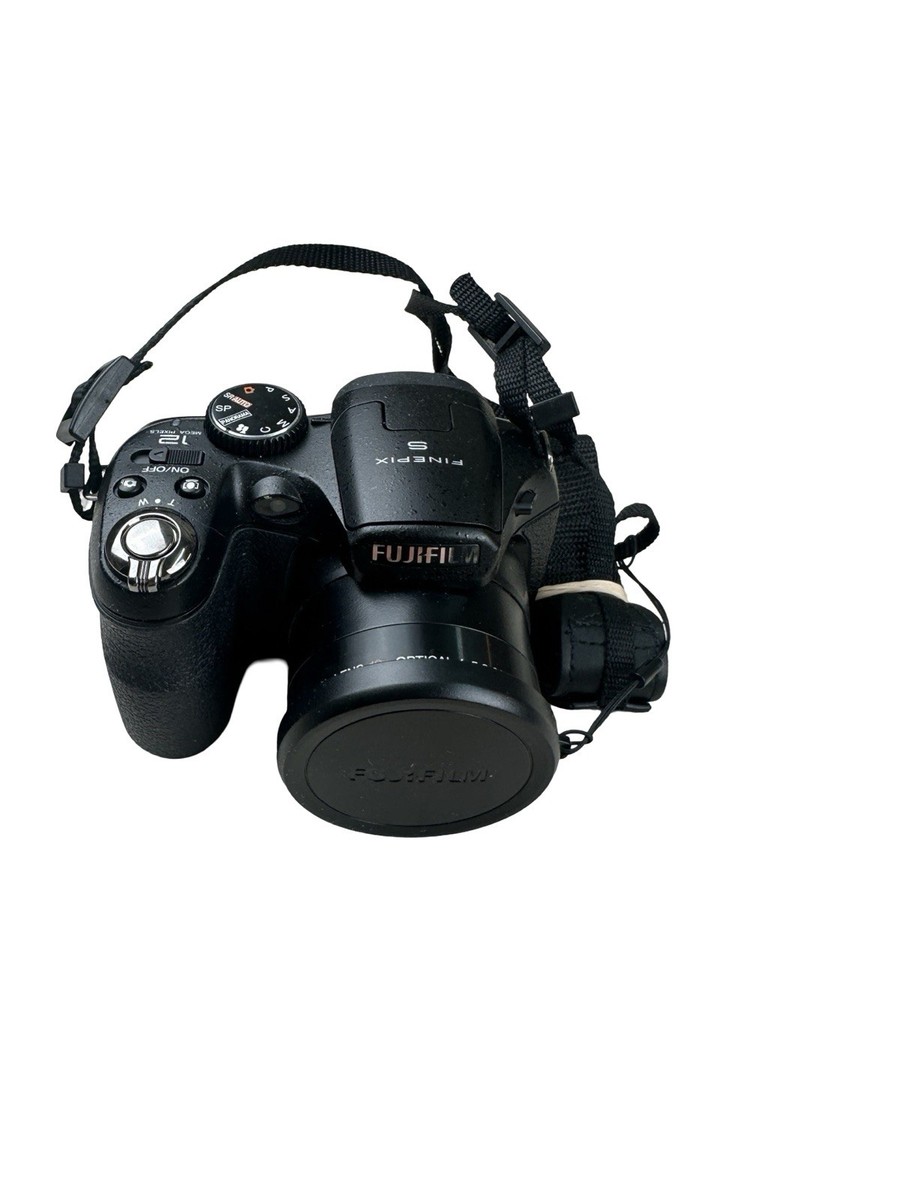 FUJIFILM FINEPIX S カメラセット Amazon.com : Fujifilm FinePix S8200 16.2MP Digital Camera with 3
