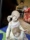 Lladro Figurine model #1543 "Little Sister" Retired 2005/ No Box — photo 3
