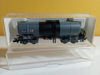 Fleischmann, Spur N - 1/160, grauer Kesselwagen, MILLET, SNCF, im Karton.