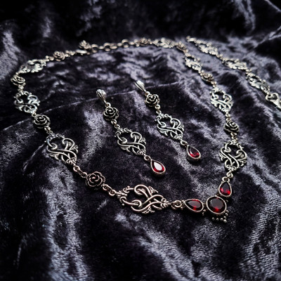 Vintage 925 Sterling Silver Victorian-Revival Garnet Gothic Rose 3-Pc Suite Set