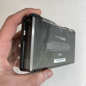 Nintendo 3DS Handheld Video Game Console Black CTR-001 W Charger Stylus