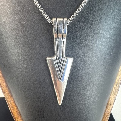 Stainless Steel Arrow Necklace 22 Inch Chain