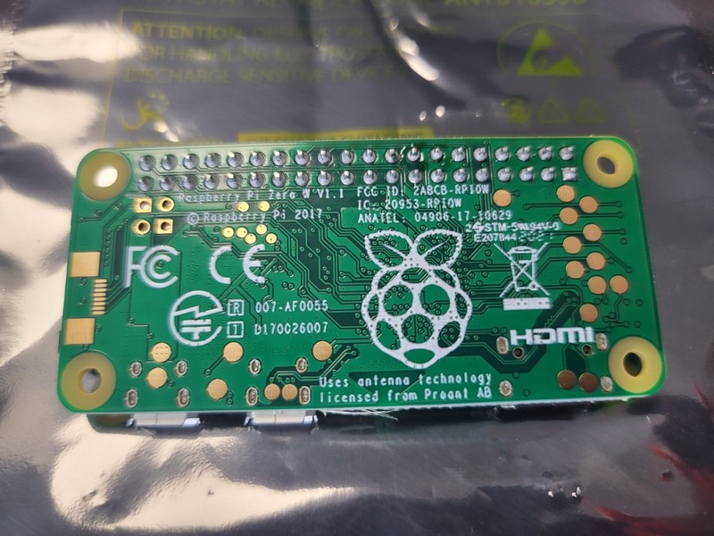 Raspberry Pi Zero 2 W (32GB HDD, Broadcom BCM2710A1, 1GHz, 512GB SDRAM) Mini PC