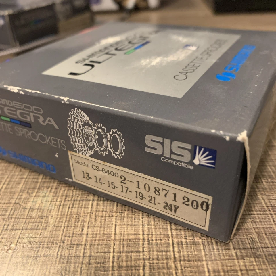 Retro Bicycle Parts NIB NOS Shimano 600 Ultegra Cassette CS-6400 7-Speed 13-24t - Image 2 of 3