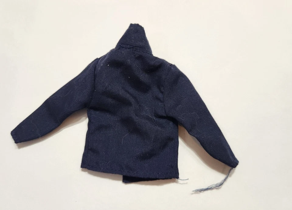 MUÑECA BARBIE CHAQUETA AZUL MARINO CLÁSICA BARBIE CIERRA EN FRENTE ESTILO AZUL MARINO MILITAR Foto 2 de 2