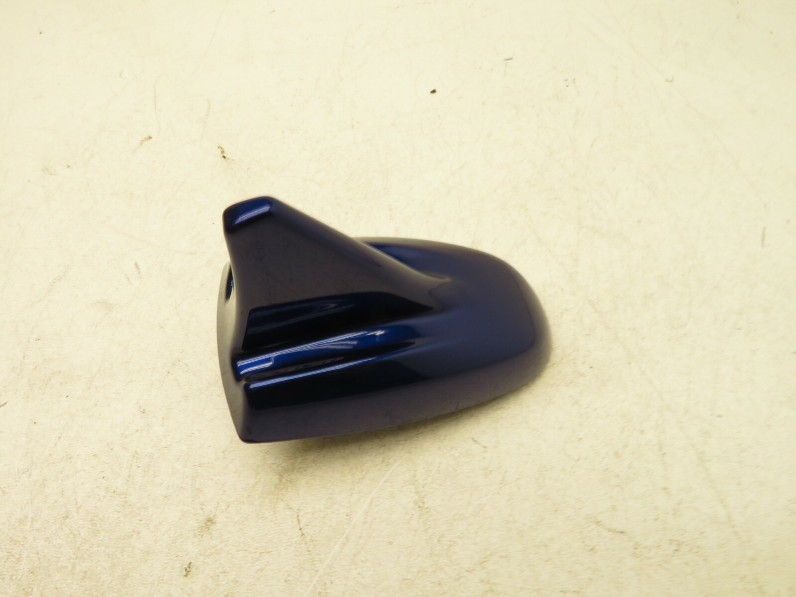 2014-2017 MASERATI GHIBLI NAVIGATION RADIO EXTERIOR ROOF SHARK FIN ANTENNA OEM