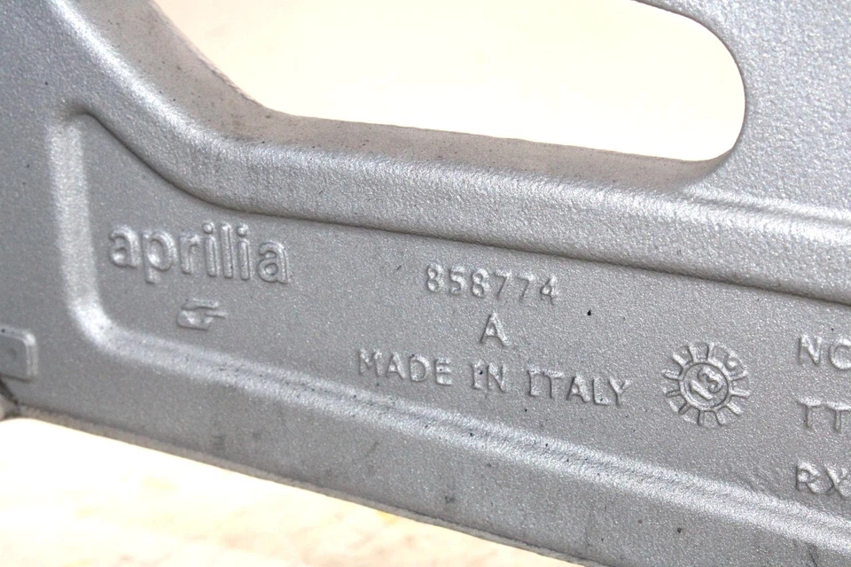 Aprilia RSV4 R Aprc 1100 2014 cadena Lighttech suspensión trasera basculante de fábrica Foto 3 de 4