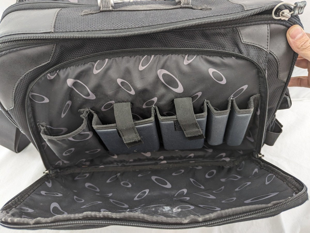 OAKLEY MESSENGER TACTICAL FIELD GEAR BRIEFCASE SHOULDER BAG