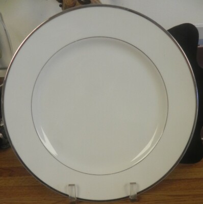 Harmony House Silver Melody Dinner Plate 10 1/4''..DINNER PLATE
