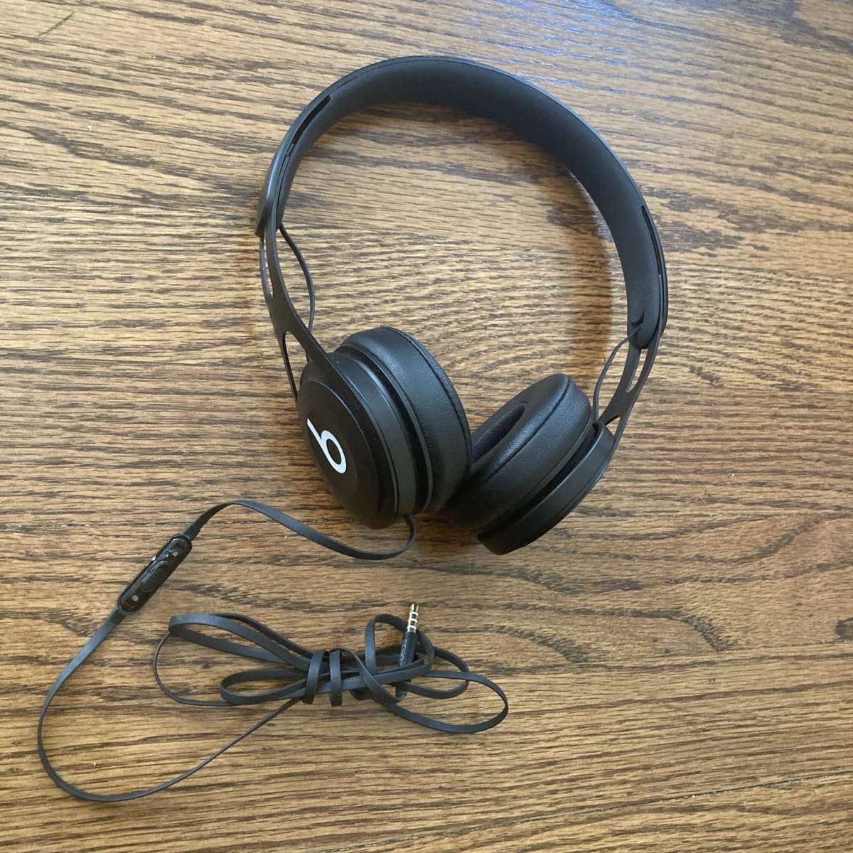 Beats by Dr. Dre Beats EP White Headphones for Sale | Shop New