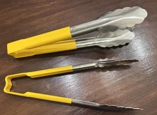 Set Of 2 VOLLRATH 47809 Utility Tong, Yellow Handle Scalloped Edge 10"