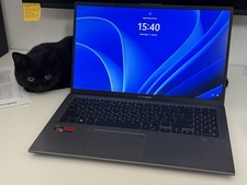 ASUS VivoBook X512DK 15.6 / AMD Ryzen 5 3500U /512GB m.2 SSD