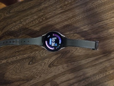 Samsung Galaxy Watch5 40mm LTE (SM-R905U) Pink Gold Smartwatch