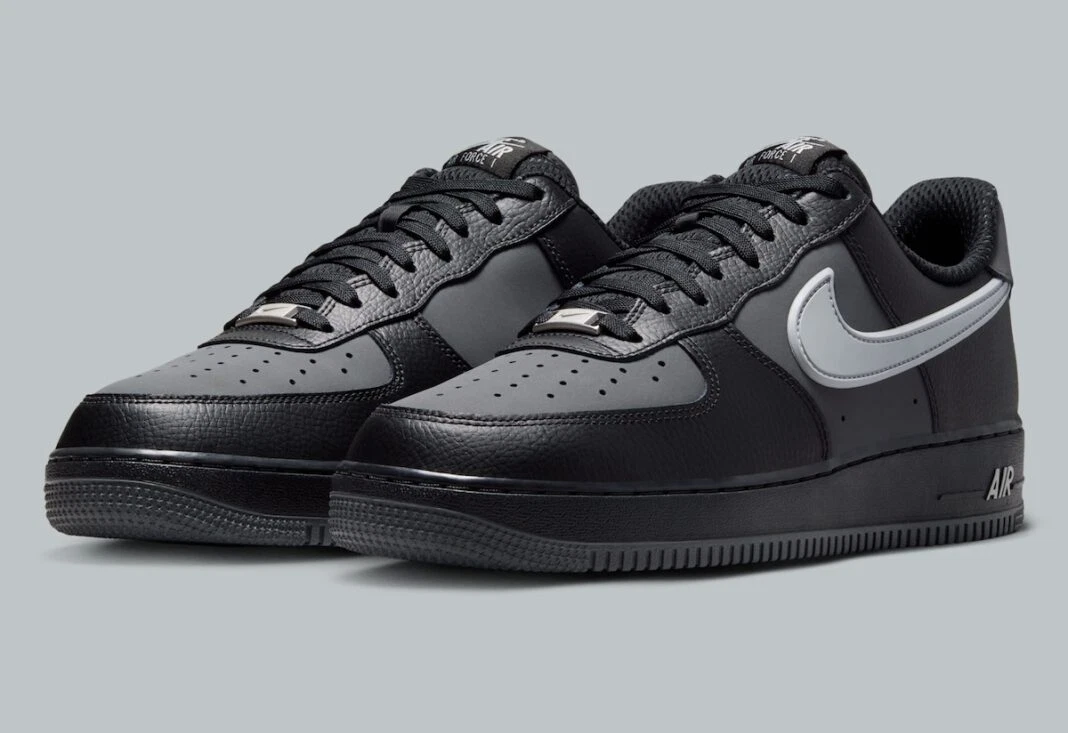 Preços baixos em Nike Air Force 1 Low '07 Black 2018 | eBay