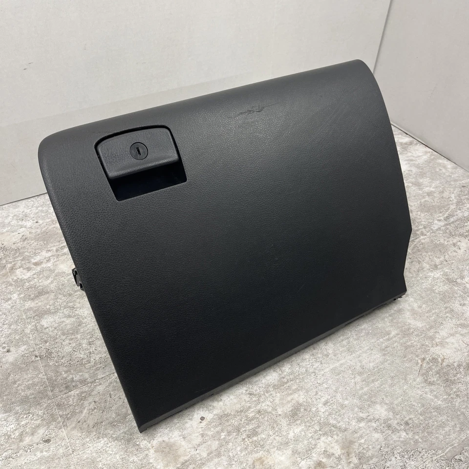 2007 - 2012 年日产 Altima 轿车手套盒门 68510JA02A 木炭无钥匙原始设备制造商 — 第 3/4 张图片