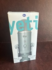 Blue Yeti USB Condenser Microphone Silver Desktop Stand PC Mac Streaming