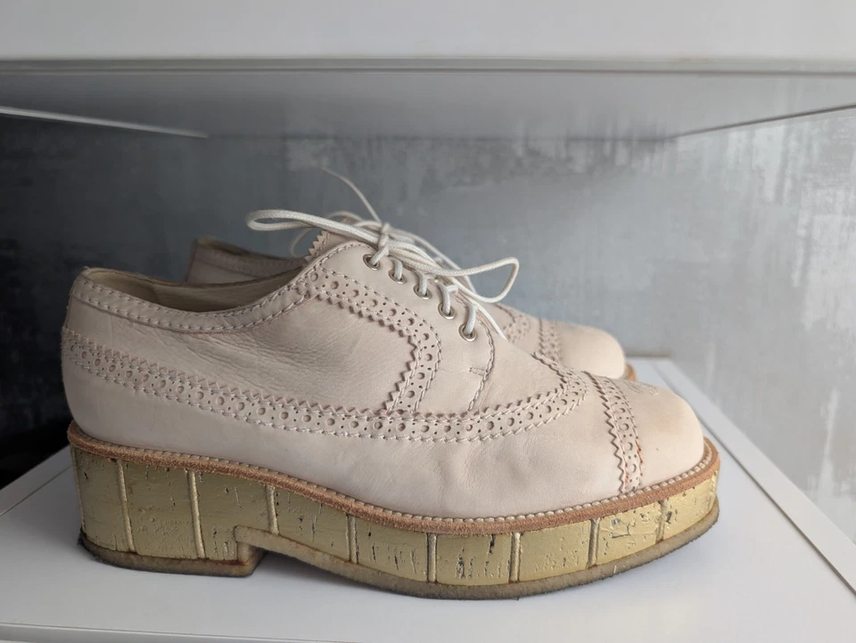 Chanel CC Oxford Brogue платье туфли бежевый нубук кожи шнурует вверх пробки плоскостях размер 8 - Изображение 4 из 4