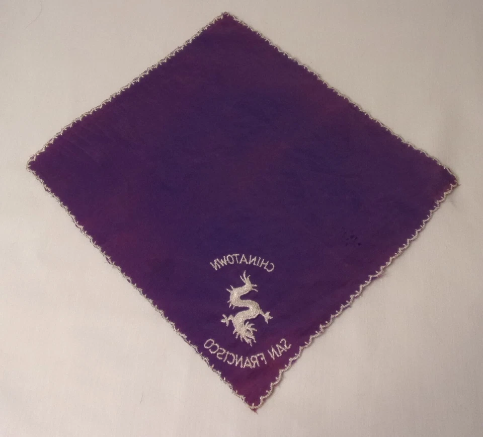 Pañuelo de recuerdo púrpura vintage de Chinatown, San Francisco, CA Foto 4 de 4