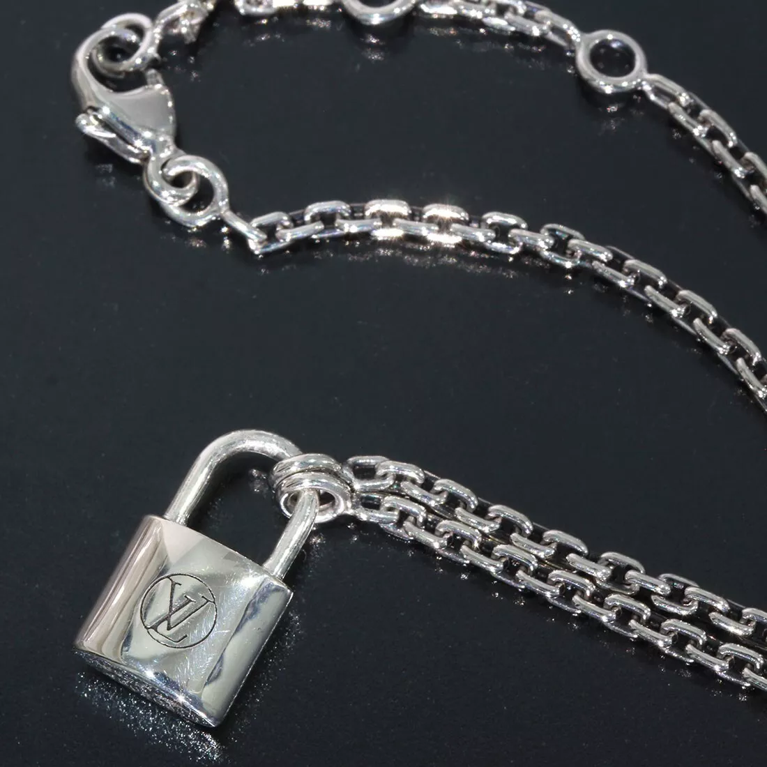 Lv Silver Lockit Bracelet For Men's