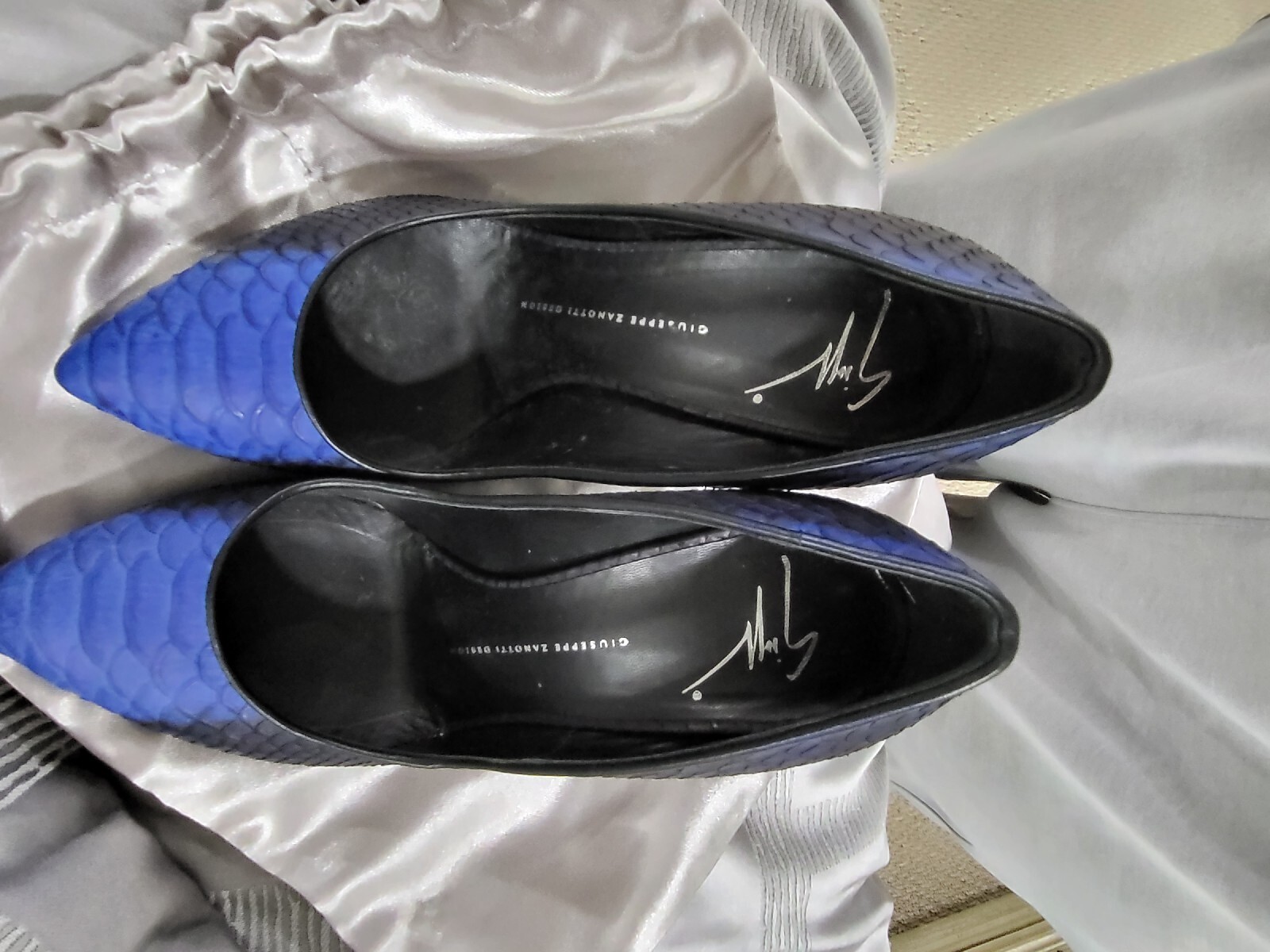 Giuseppe Zanotti Denny 115 Skyhigh Platform Pumps Blue Suede EU 39