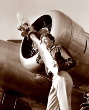 AMELIA EARHART 8X10 CELEBRITY PHOTO PICTURE 10