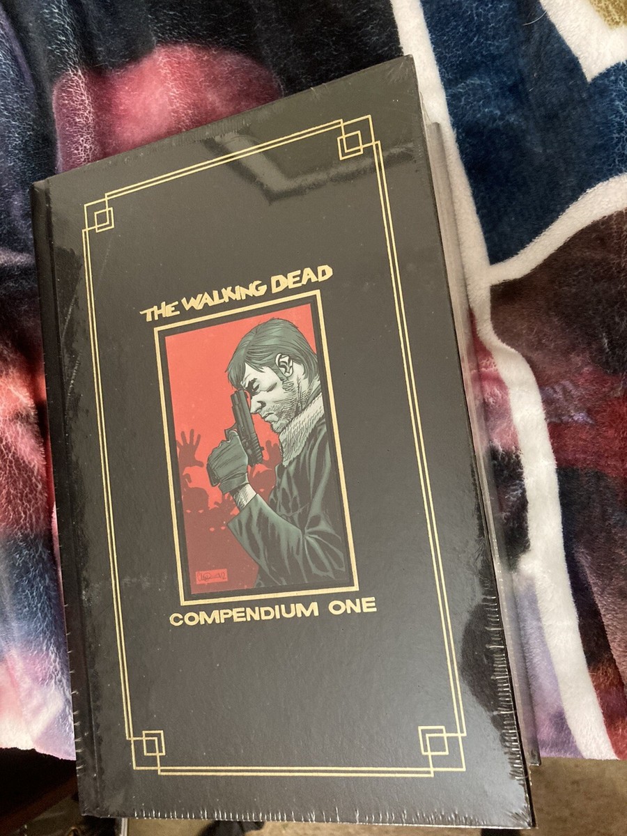 NEW* The Walking Dead: Compendium 1, Gold Foil Edition, SDCC