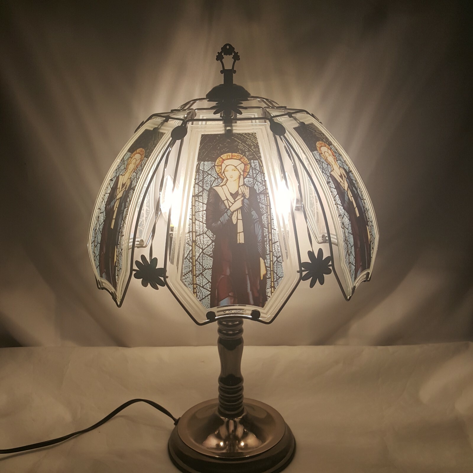 OK Lighting Religious Catholic Mary Saint Woman Stain Table Desk Lamp