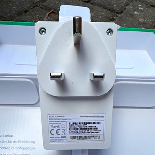 TP LINK TL WPA4220 AV600 600Mbps Powerline Wi Fi Extender Adapter 2 Port