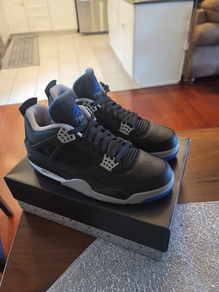 Air Jordan Retro 4 Motorsport Alternate Foto 4 de 4