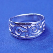 Size 9, vintage Sterling silver handmade ring, 925 Filigree swirl band