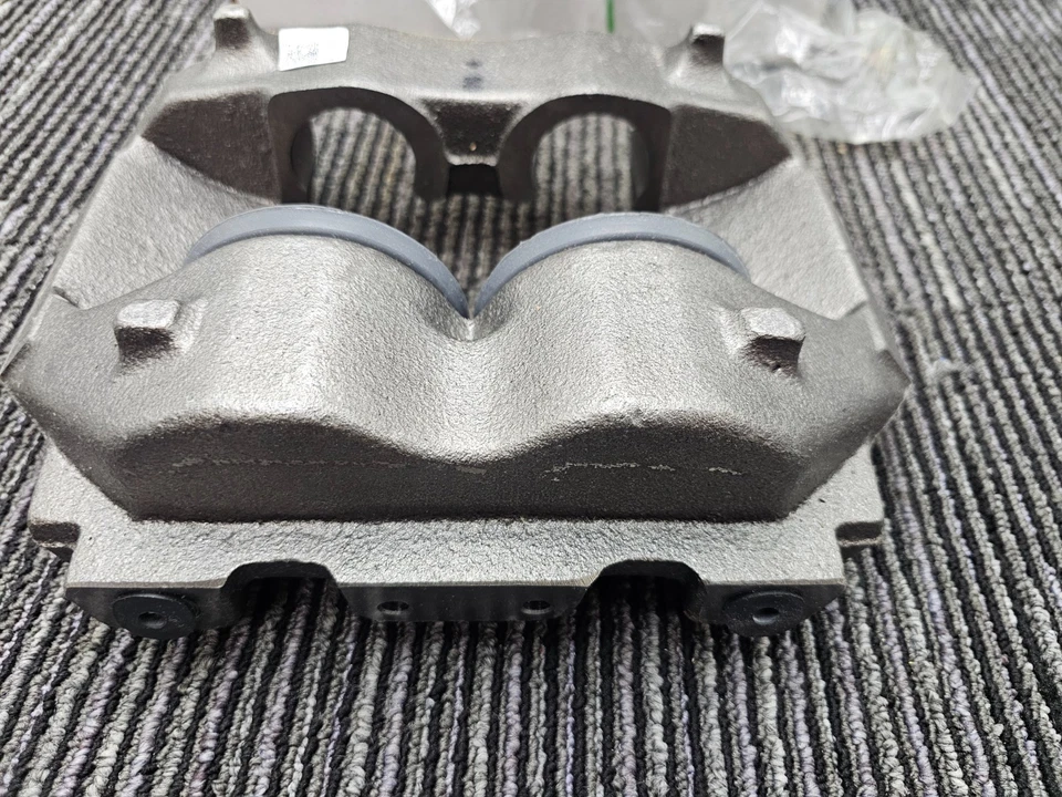 Pinza de freno WearEver 18-4842 83-02 Chevy GMC Freightliner c7000 REMAN Foto 4 de 4