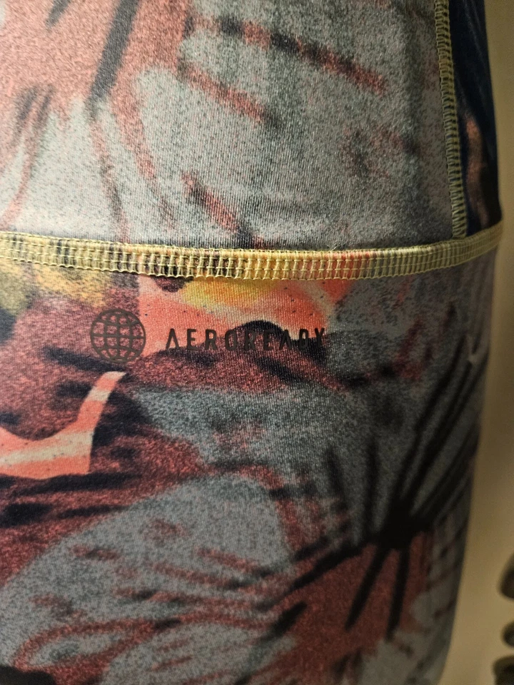 Medias de entrenamiento Adidas para mujer TE AOP TIG HC8956 nuevas con etiquetas ¡¡¡Envío gratuito!!!! Foto 4 de 4