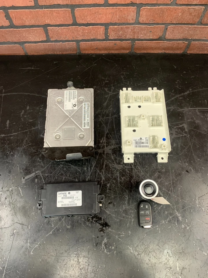 2011-2014 DODGE CHARGER SRT 8, PCM, BCM, MÓDULO DE ENTRADA SEM CHAVE, CHAVE E NÓ FABRICANTE DE EQUIPAMENTO ORIGINAL. - Imagem 3 de 4