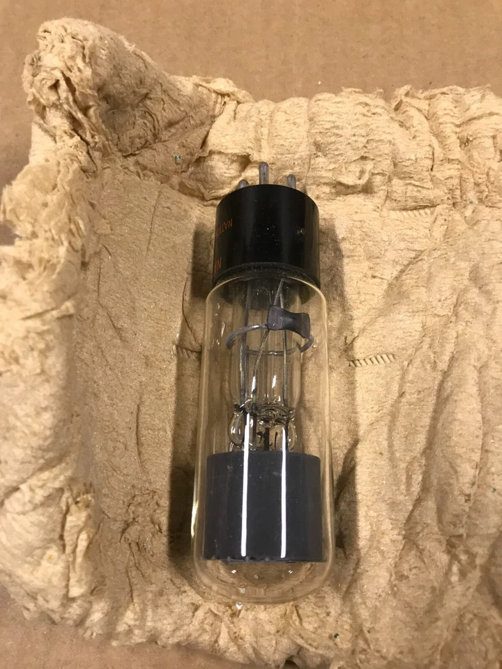 Tubo electrónico vintage NL-649/5834 NUEVO DE STOCK Foto 4 de 4