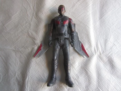 2017 Hasbro Titan Hero Series, Avengers Infinity War: 12 Inch Marvel Falcon